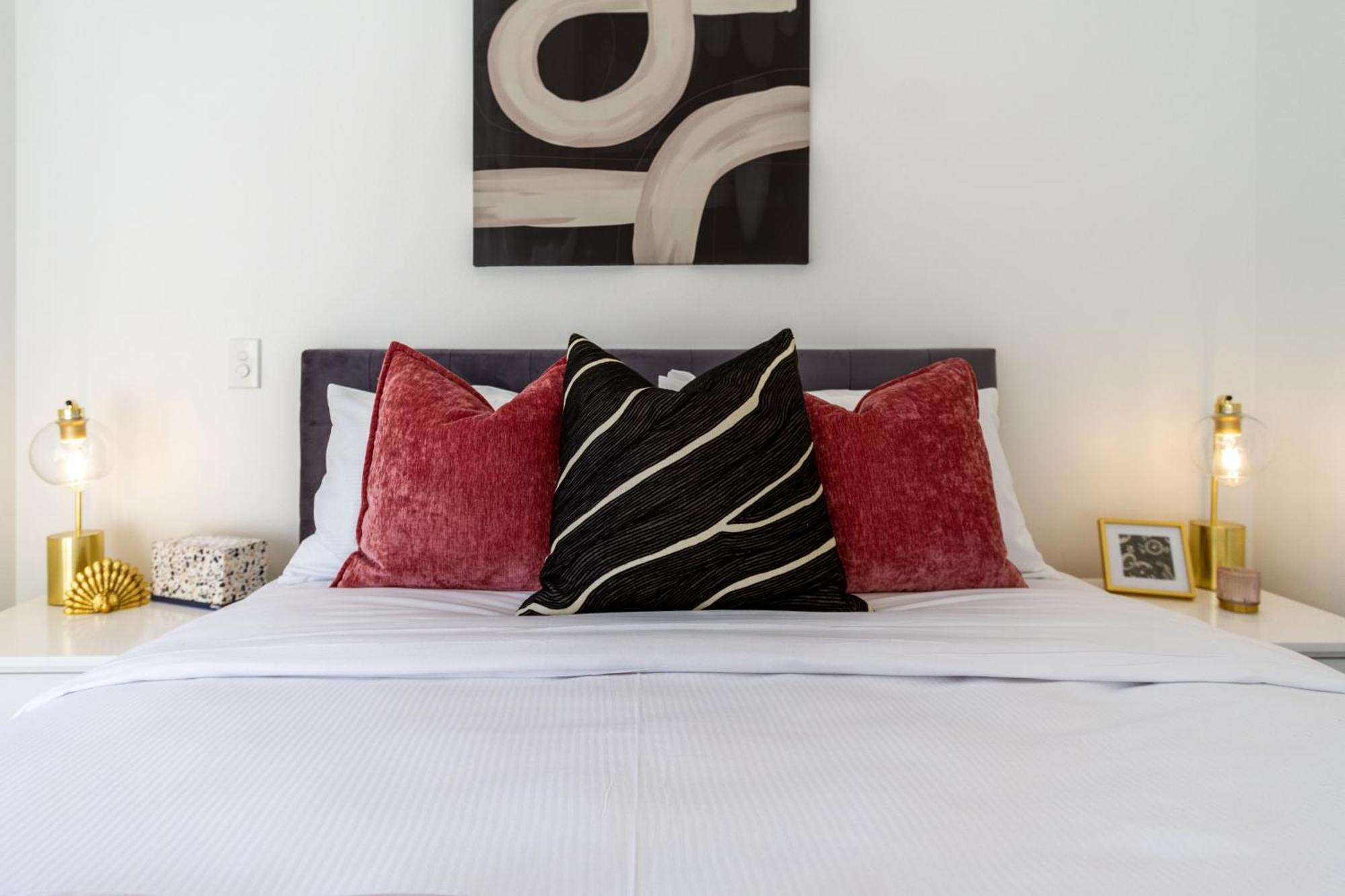 Apartment Enchanted Escape 2 Bed 2 Bath Cbd Christchurch